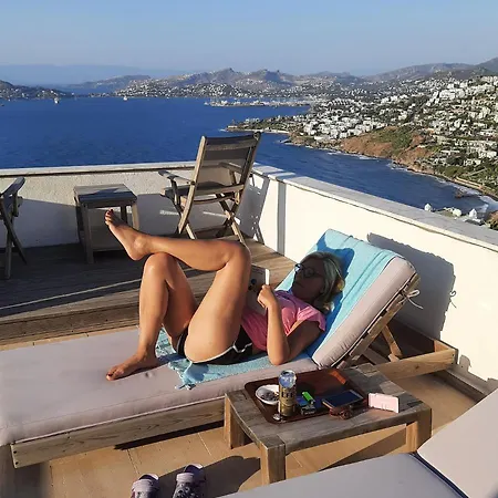 Impeccable 2-bed With Spectacular View