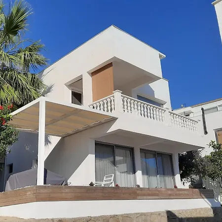 Hotell Impeccable 2-bed With Spectacular View Giris
